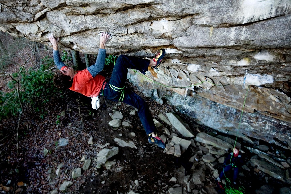 Joe Kinder making the FA of "Southern Comfort R" 14b at the Concave Wall