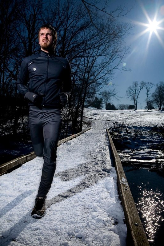 Carl Bakanowski trail runs at Seneca Park on a snowy trail